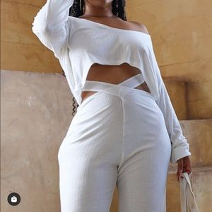 Babes and Felines Leisure Set